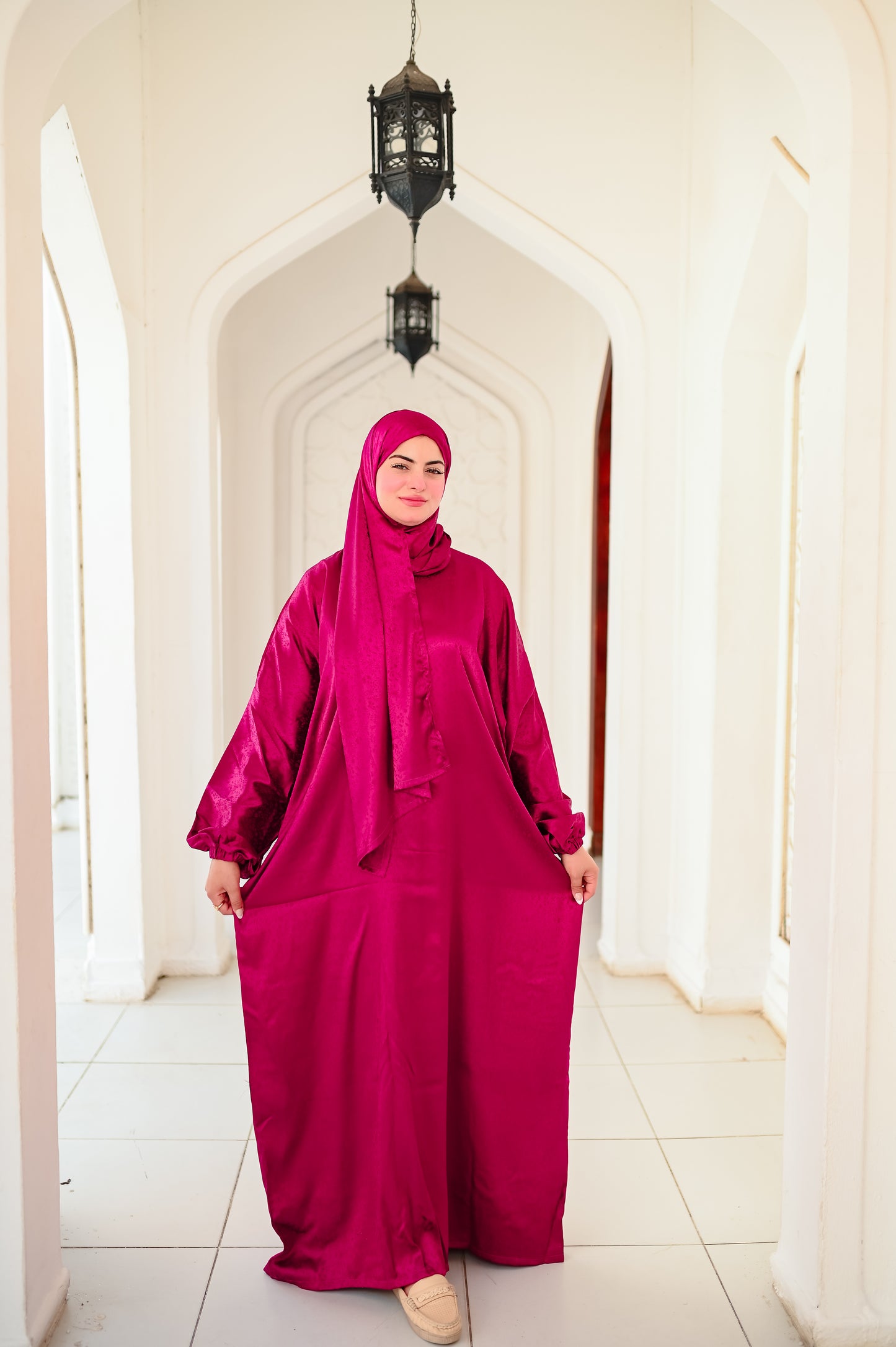 Nayla Floral Print Satin Isdal – Jacquard Satin Prayer Dress with Attached Hijab