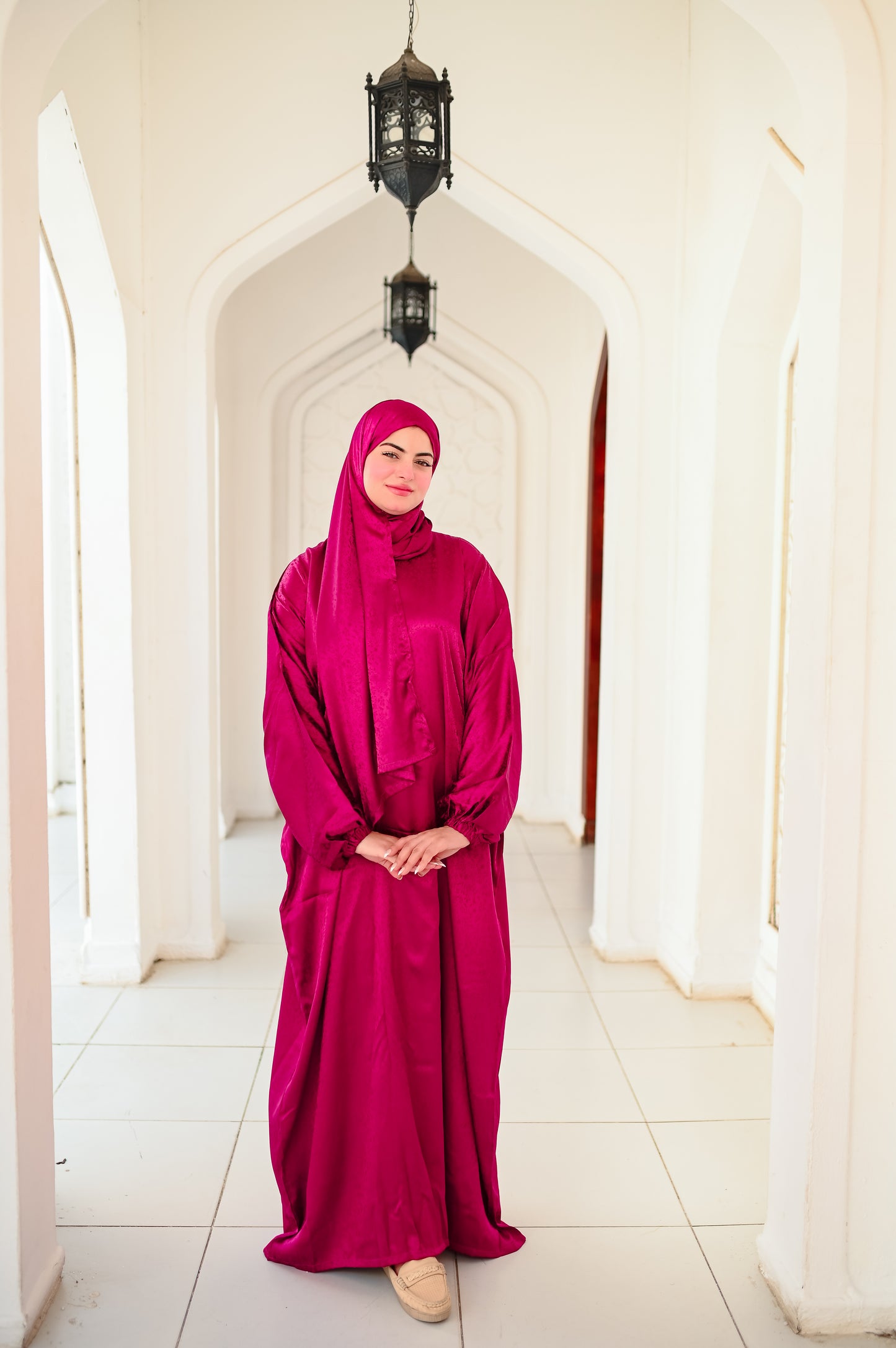 Nayla Floral Print Satin Isdal – Jacquard Satin Prayer Dress with Attached Hijab