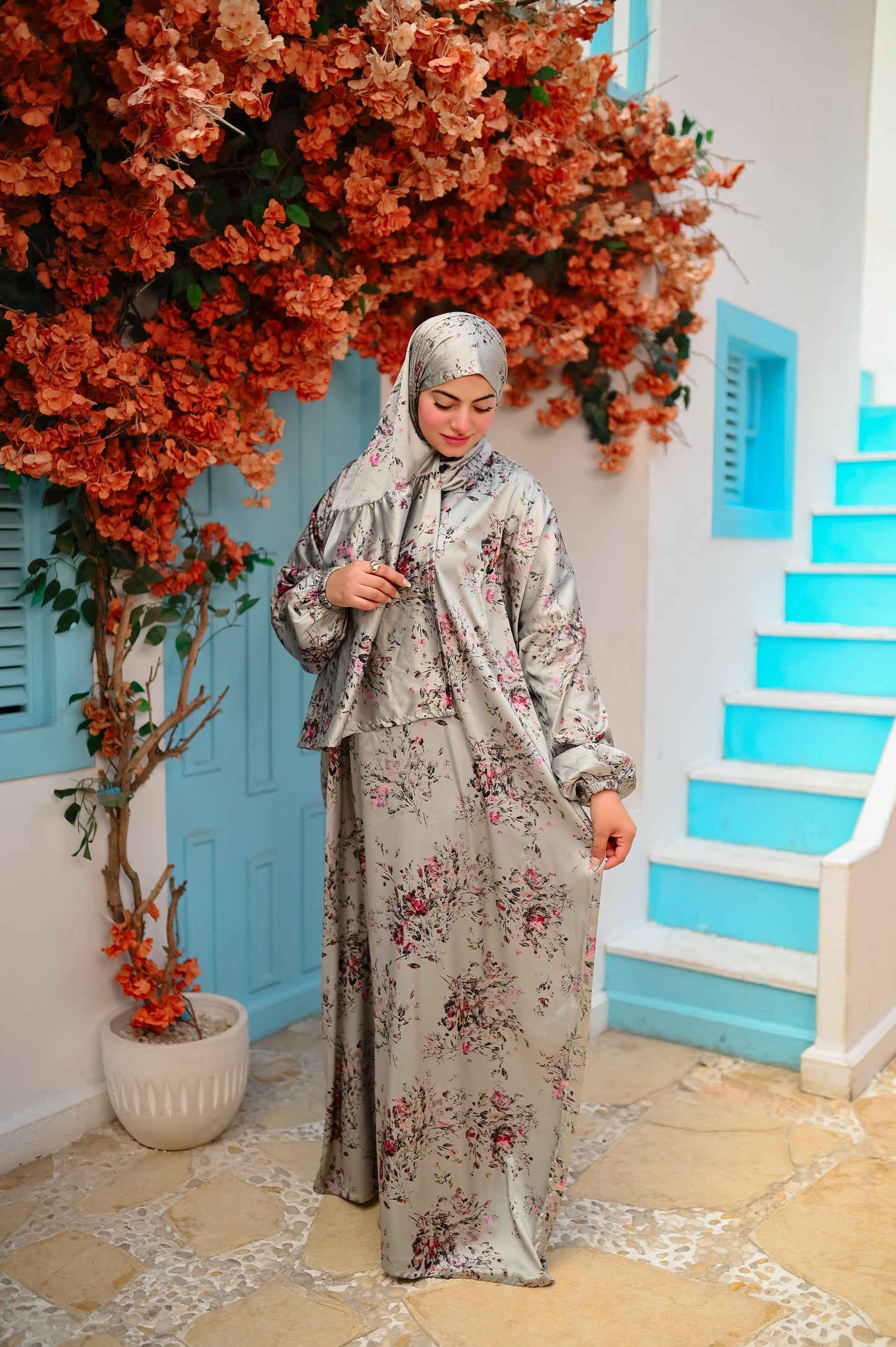 Zahra Floral Satin Isdal – Elegant Full Length Slip-On Coverage Dress