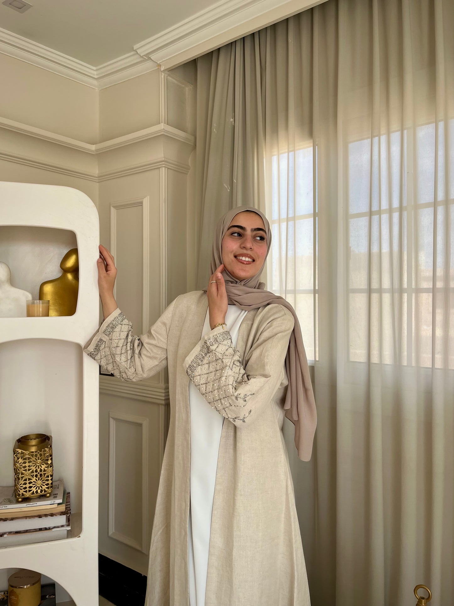 Cleopatra Linen Abaya Set – Luxury Pure Linen Abaya with Inner Dress & Chiffon Hijab