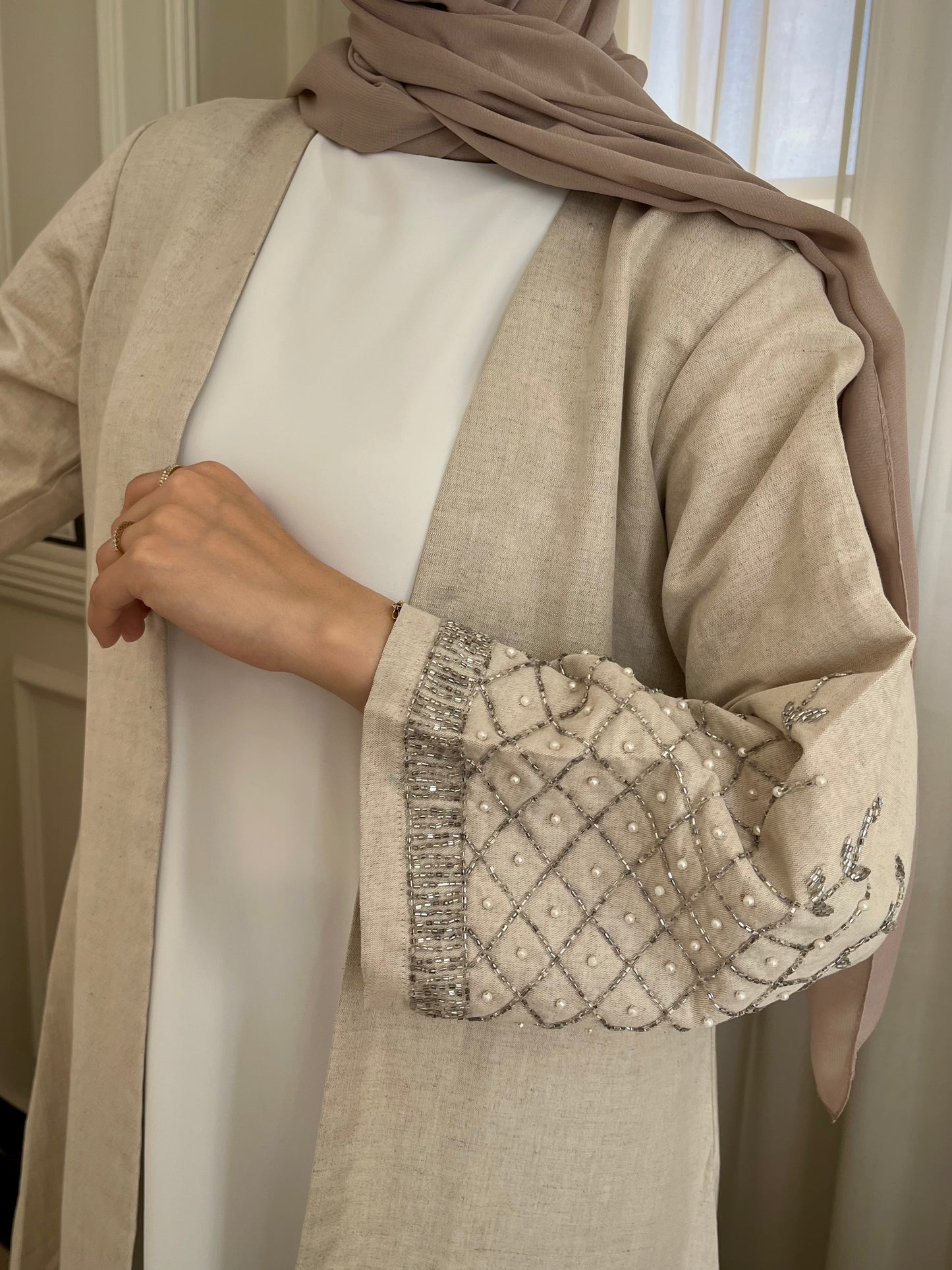 Cleopatra Linen Abaya Set – Luxury Pure Linen Abaya with Inner Dress & Chiffon Hijab