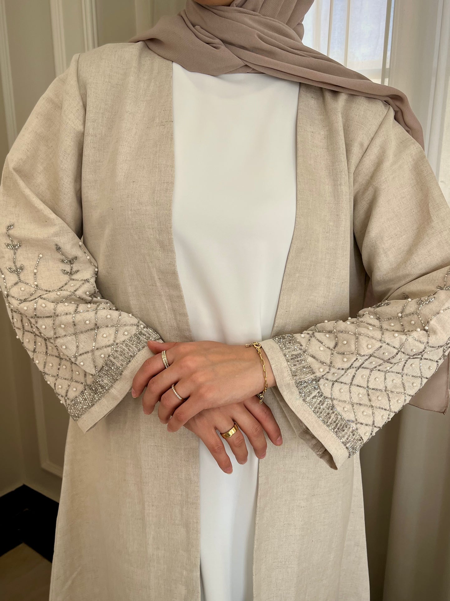 Cleopatra Linen Abaya Set – Luxury Pure Linen Abaya with Inner Dress & Chiffon Hijab