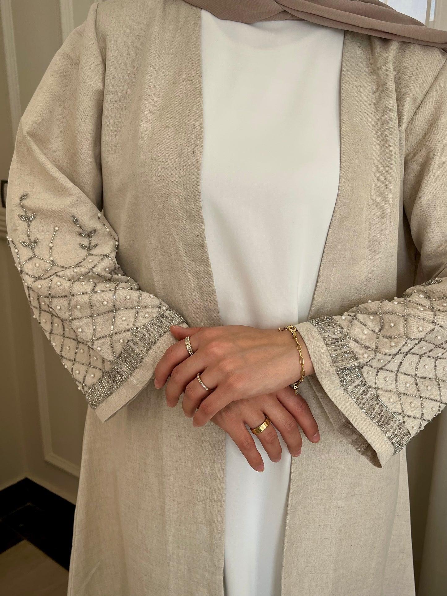 Cleopatra Linen Abaya Set – Luxury Pure Linen Abaya with Inner Dress & Chiffon Hijab