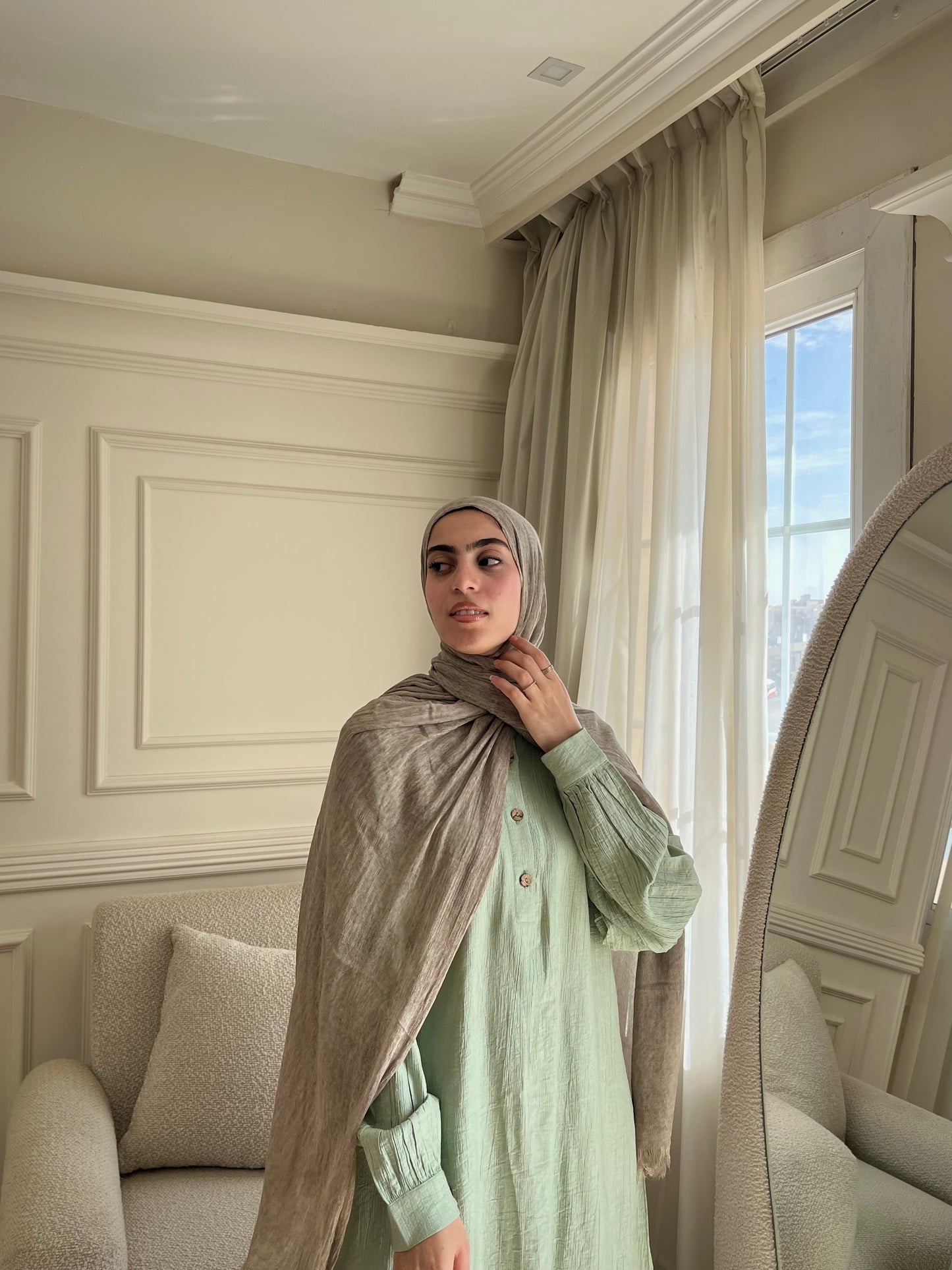 Thai Shaash Cotton Gauze Hijab – Lightweight & Non-Slippery