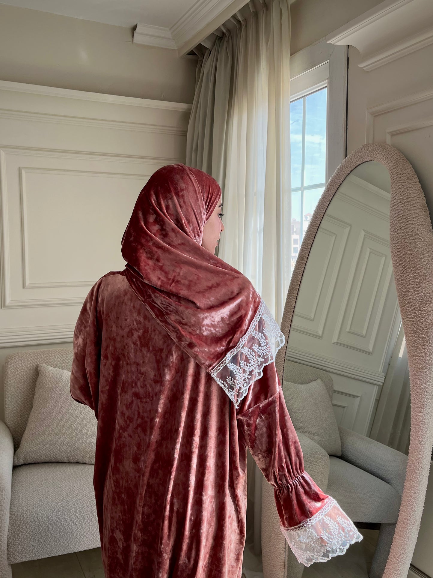 Jangah Velvet Lace Prayer Isdal — Luxury Ramadan and Eid Prayer Set