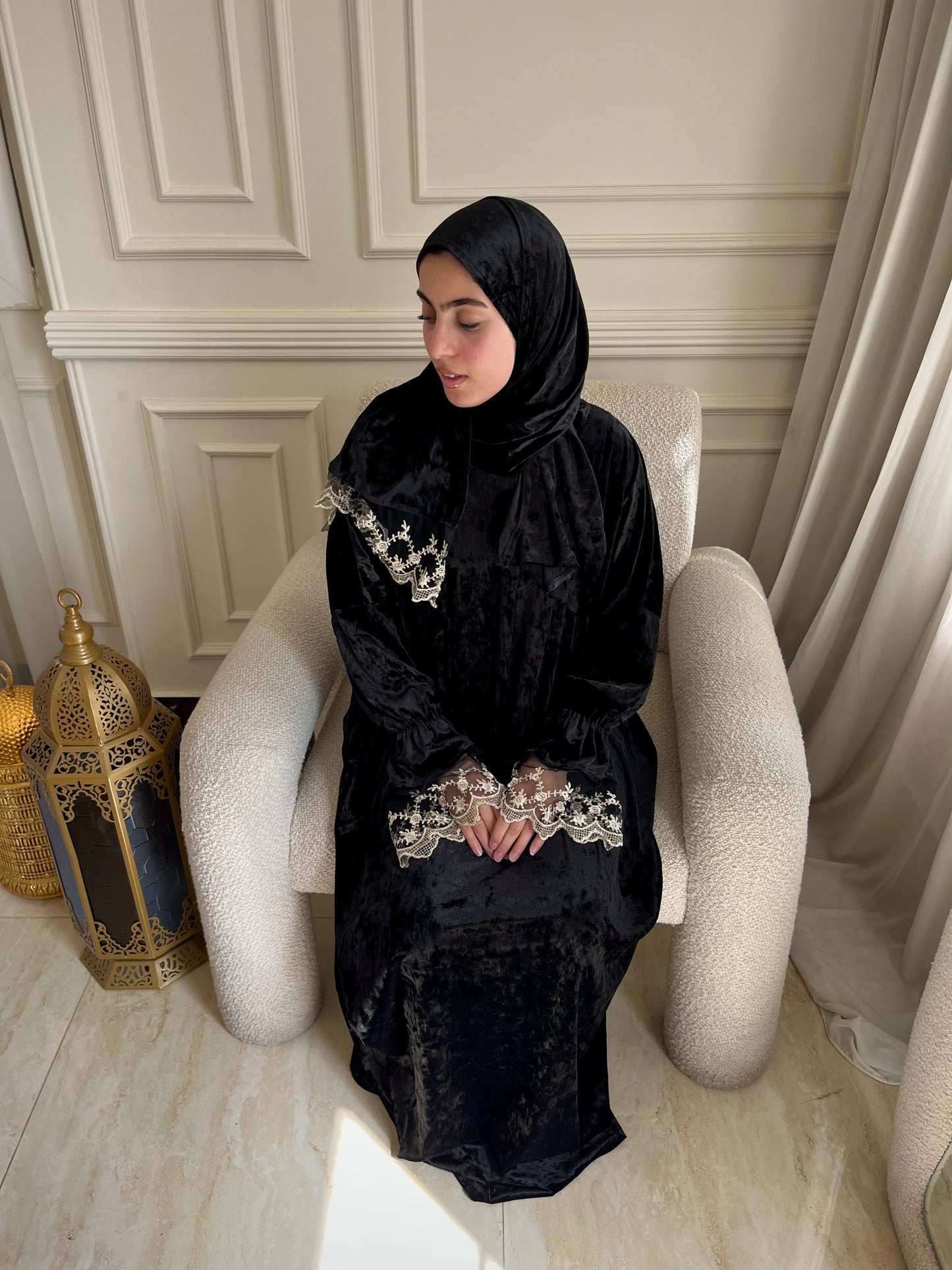 Jangah Velvet Lace Prayer Isdal — Luxury Ramadan and Eid Prayer Set