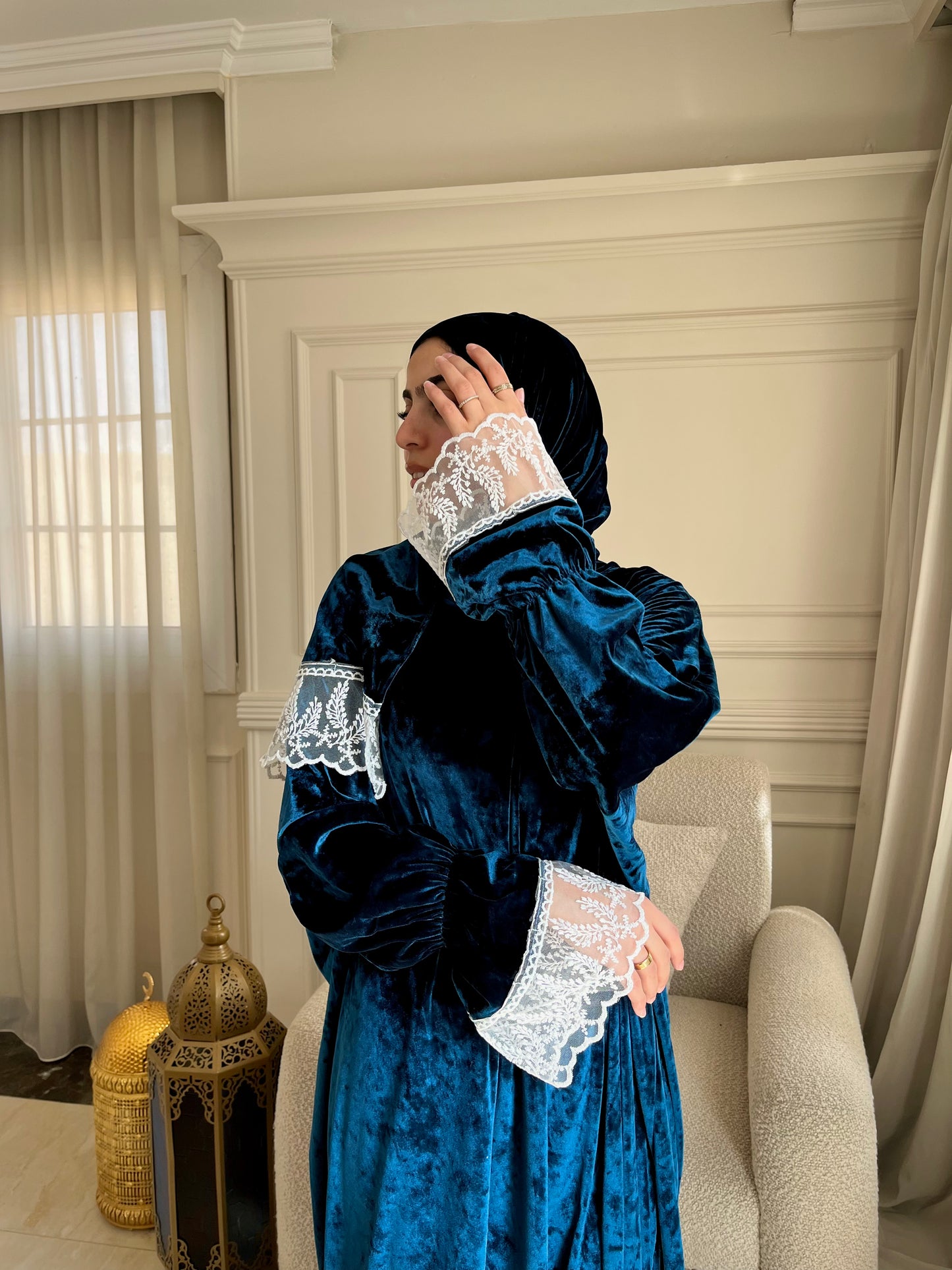 Jangah Velvet Lace Prayer Isdal — Luxury Ramadan and Eid Prayer Set