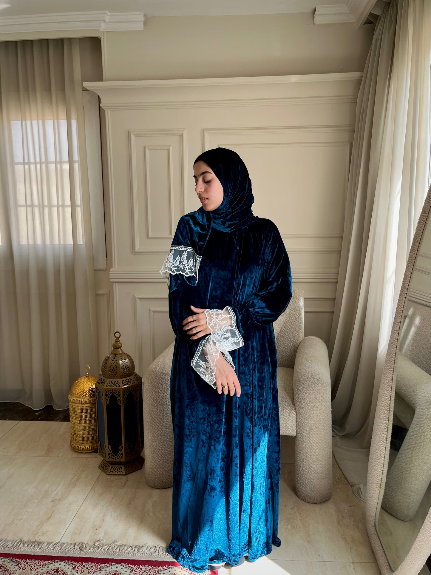 Jangah Velvet Lace Prayer Isdal — Luxury Ramadan and Eid Prayer Set